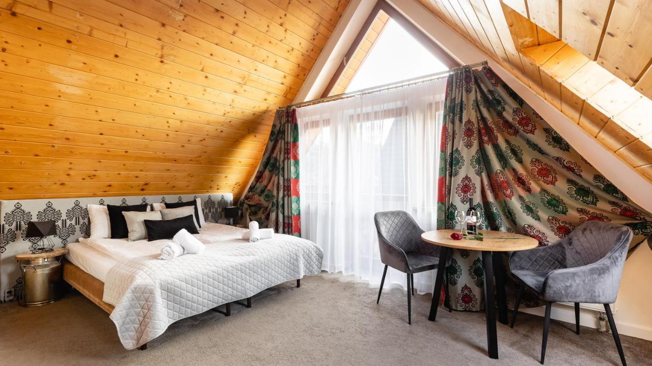 Aparthotel Delta Zakopane Ngoại thất bức ảnh