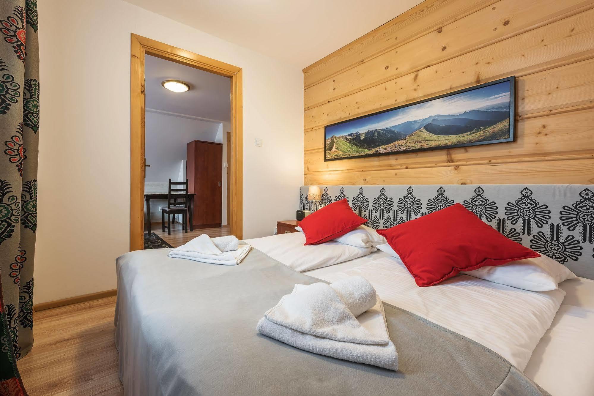 Aparthotel Delta Zakopane Ngoại thất bức ảnh