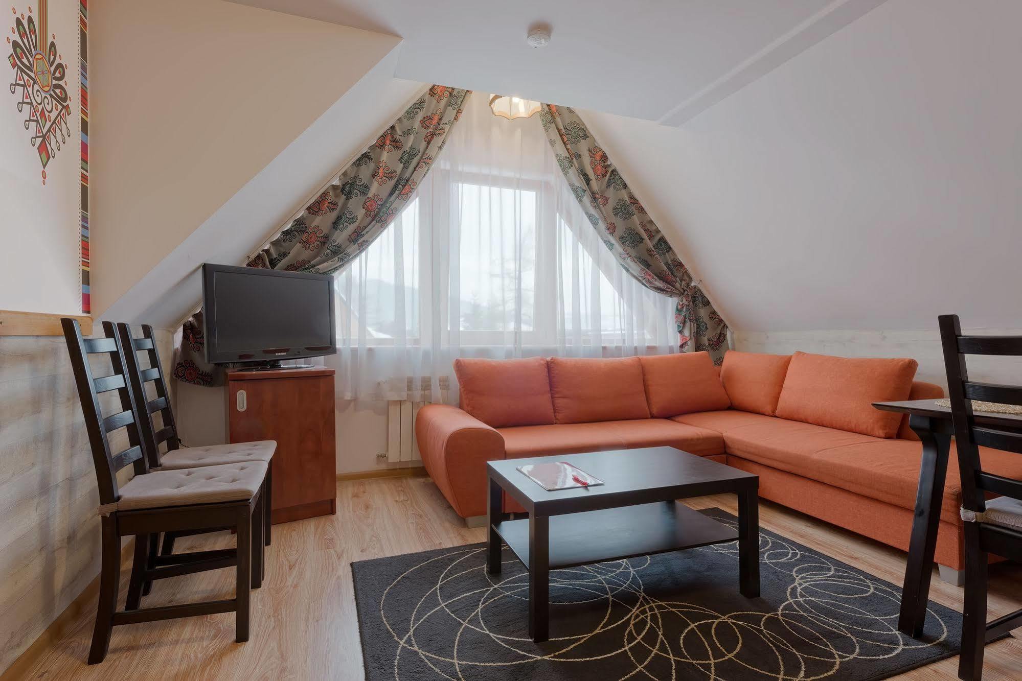 Aparthotel Delta Zakopane Ngoại thất bức ảnh