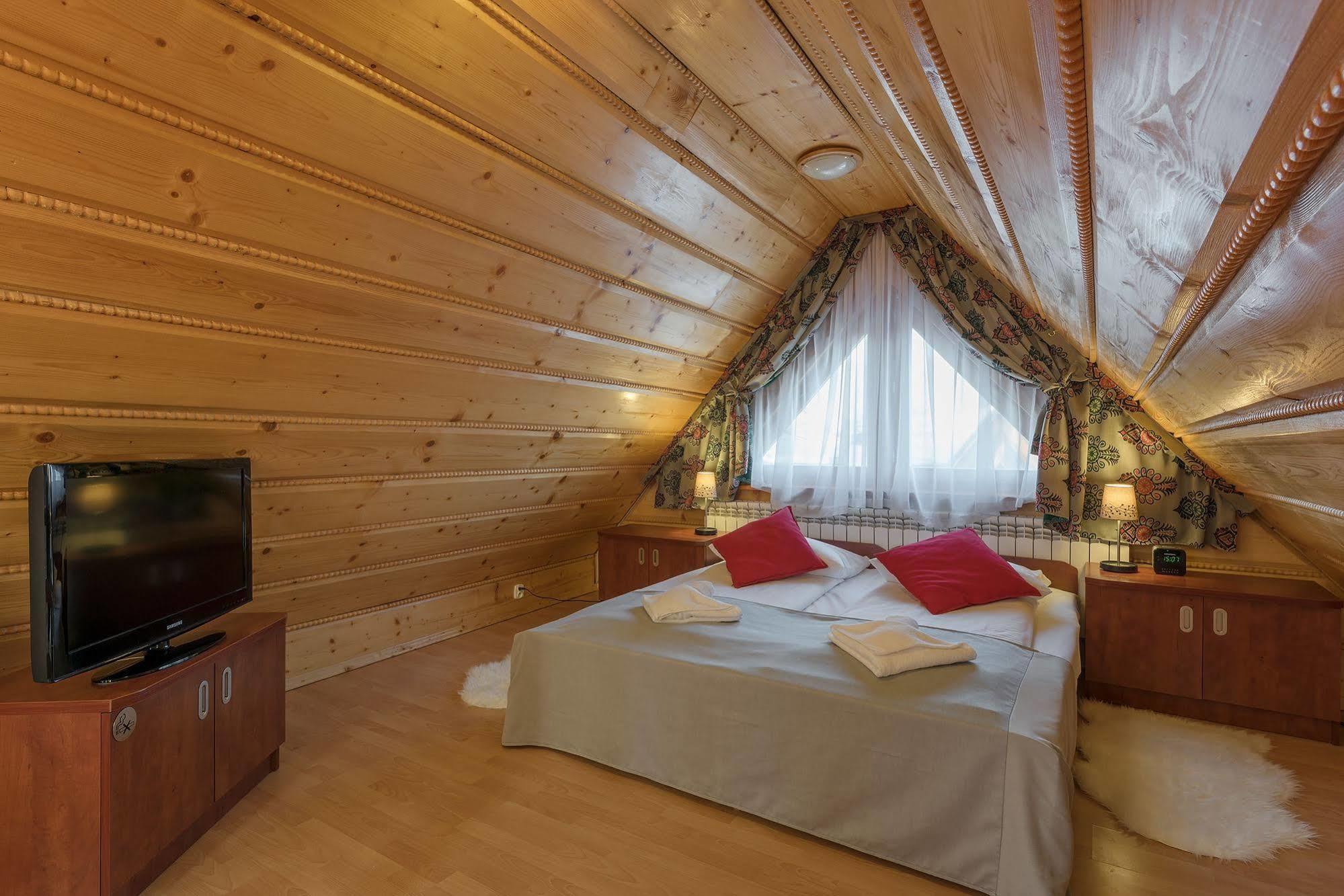 Aparthotel Delta Zakopane Ngoại thất bức ảnh