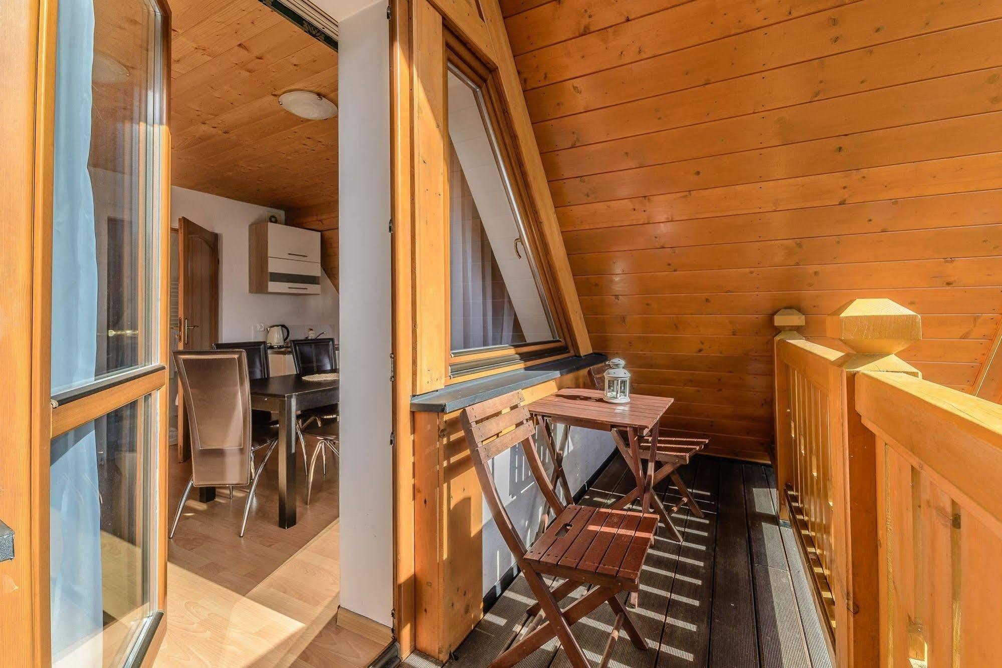 Aparthotel Delta Zakopane Ngoại thất bức ảnh