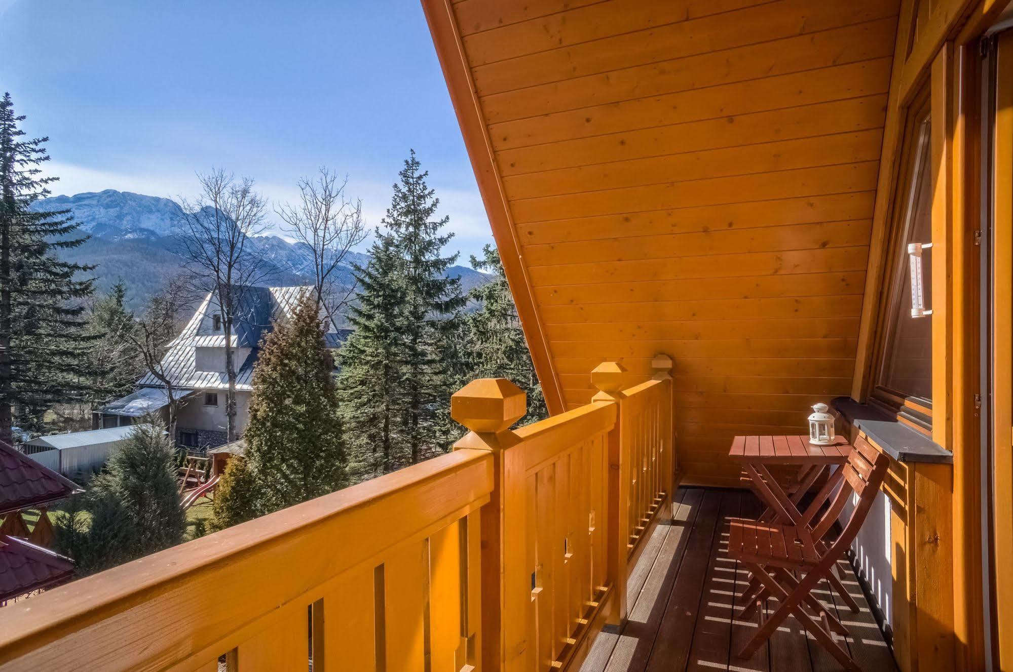 Aparthotel Delta Zakopane Ngoại thất bức ảnh